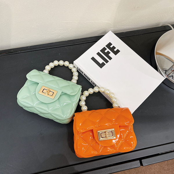 Mini Jelly Pearl Chain Handbag - Image 4