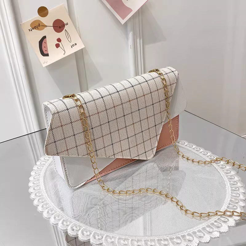 Women Small Square Chain Crossbody Bag - Image 6